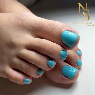 NS Nail Studio - stylizacja paznokci, paznokcie żelowe, paznokcie hybrydowe pedicure blue